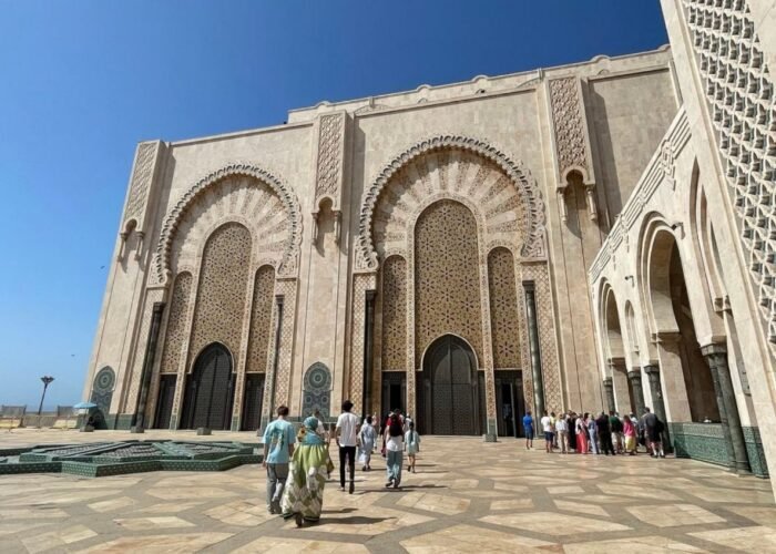 private day trip from Rabat to Casablanca