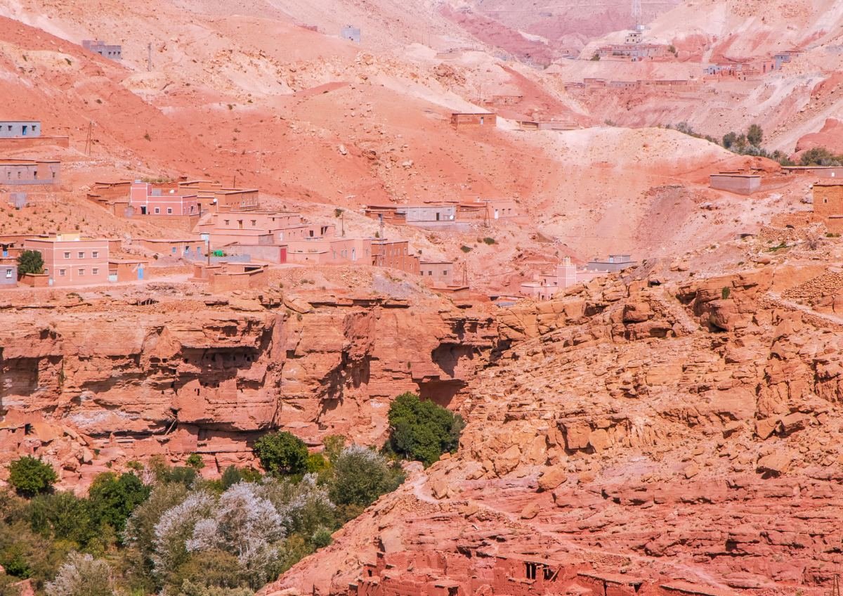 Morocco free cancellation tours highlighting Morocco's best destinations and travel experiences