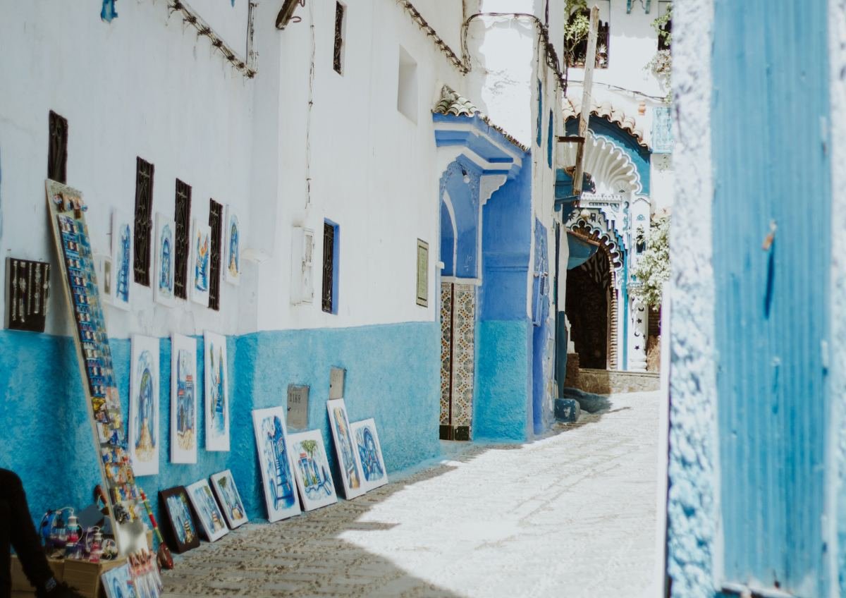 Morocco small group desert tours featuring luxury desert camps and stargazing in the dunes